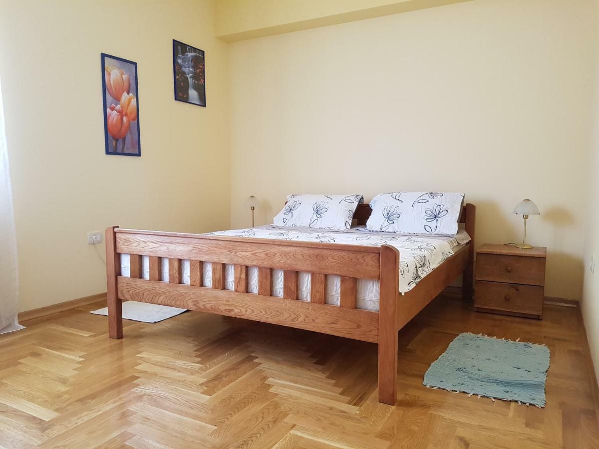 Apartment Barba Ližnjan エクステリア 写真